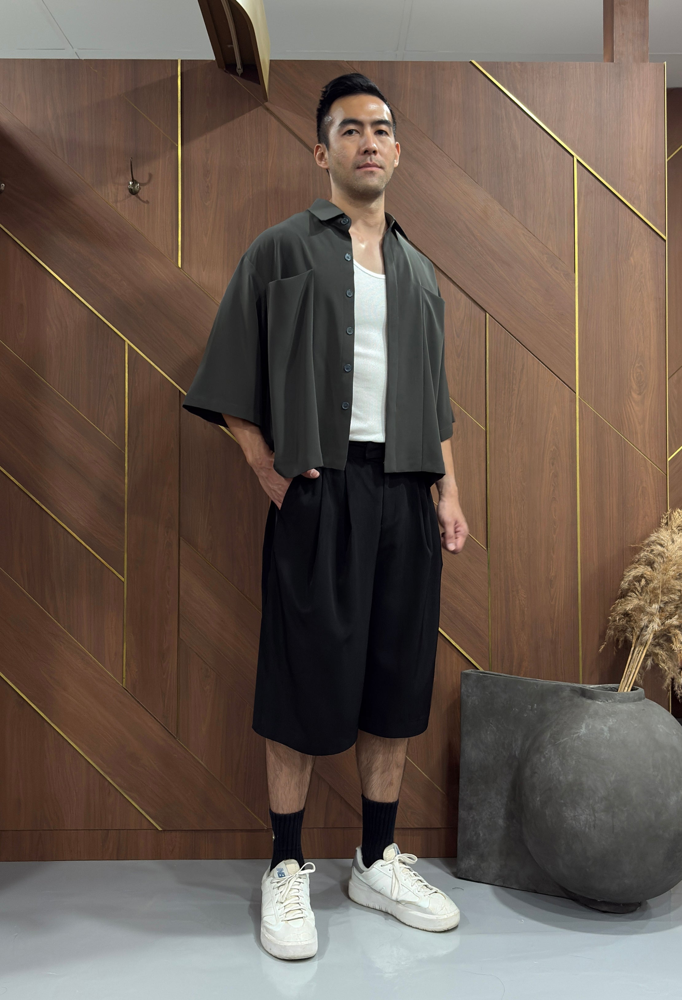 (unisex) Chris Shirt <span>NEW</span>