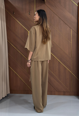 (unisex) Chris Shirt <span>NEW</span>