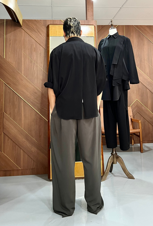 (unisex) Chris Shirt <span>NEW</span>