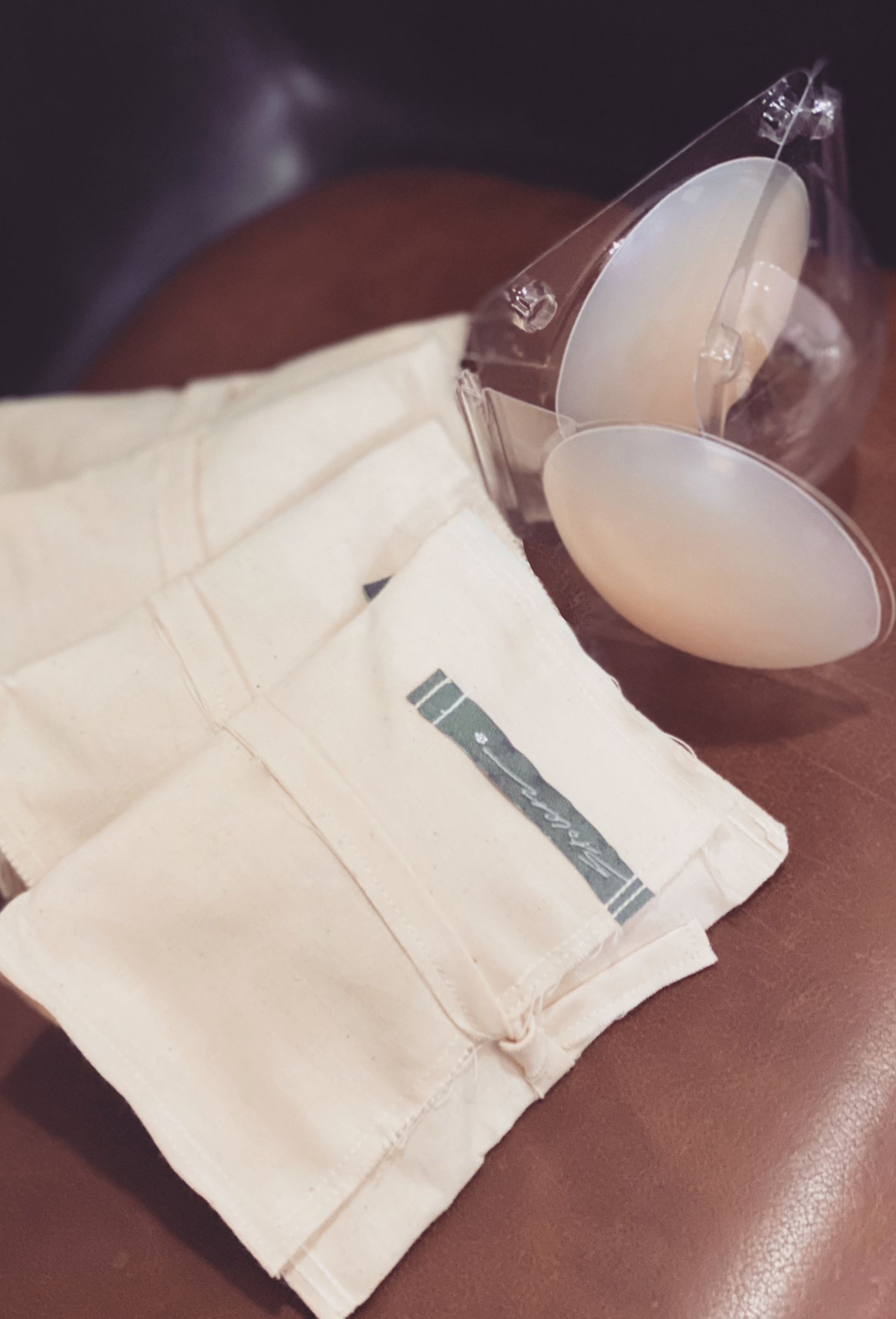 Zero Glue Silicon Nippies